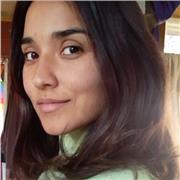 Profesora de música dicta clases de canto y teoría musical